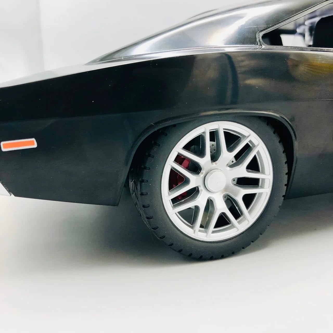 Fast & Furious 1970 Dodge RC Muscle Car – High Speed, Glossy Black with Lights & Openable Doors